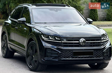 Позашляховик / Кросовер Volkswagen Touareg 2025 в Рівному