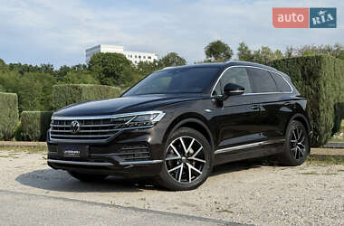 Внедорожник / Кроссовер Volkswagen Touareg 2022 в Днепре
