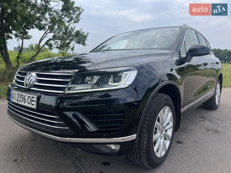 Внедорожник / Кроссовер Volkswagen Touareg 2011 в Броварах