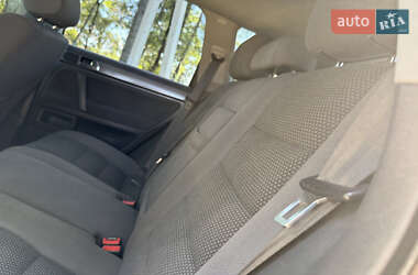 Внедорожник / Кроссовер Volkswagen Touareg 2010 в 
