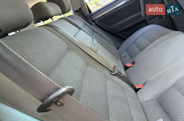 Внедорожник / Кроссовер Volkswagen Touareg 2010 в 