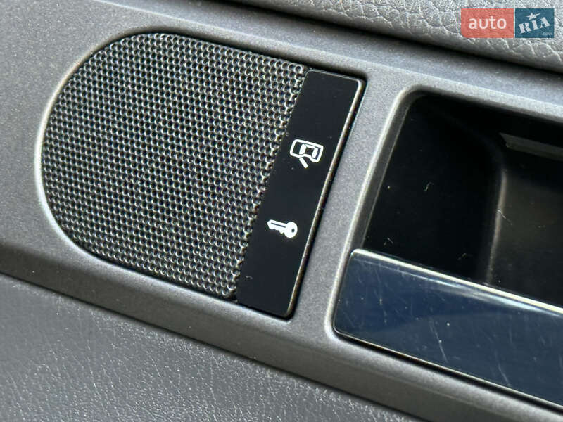 Внедорожник / Кроссовер Volkswagen Touareg 2010 в Ахтырке