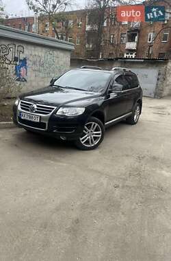 Позашляховик / Кросовер Volkswagen Touareg 2007 в Харкові