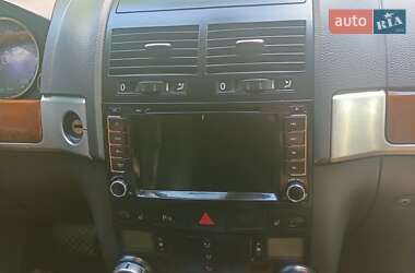 Позашляховик / Кросовер Volkswagen Touareg 2008 в 