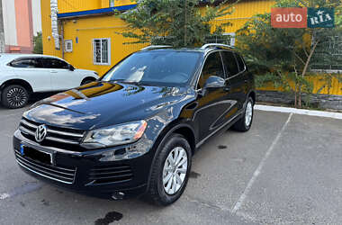 Позашляховик / Кросовер Volkswagen Touareg 2011 в Миколаєві