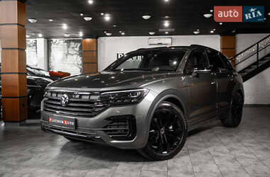 Внедорожник / Кроссовер Volkswagen Touareg 2020 в Одессе