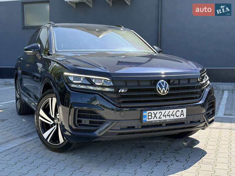 Позашляховик / Кросовер Volkswagen Touareg 2021 в Хмельницькому