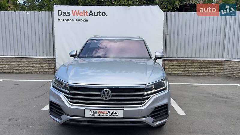 Внедорожник / Кроссовер Volkswagen Touareg 2019 в Харькове