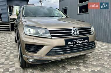 Внедорожник / Кроссовер Volkswagen Touareg 2017 в 