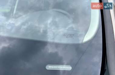 Внедорожник / Кроссовер Volkswagen Touareg 2017 в 