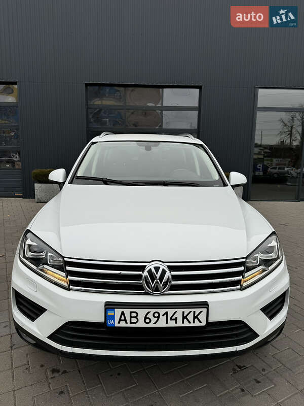 Внедорожник / Кроссовер Volkswagen Touareg 2017 в Виннице