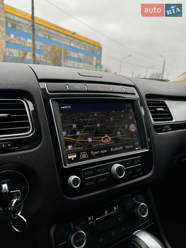 Внедорожник / Кроссовер Volkswagen Touareg 2017 в Виннице