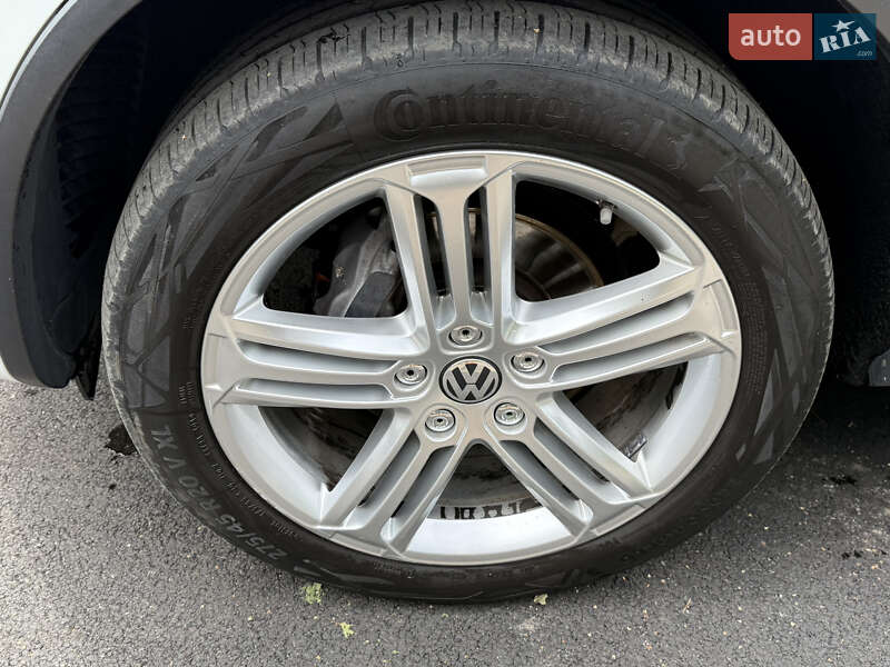 Позашляховик / Кросовер Volkswagen Touareg 2014 в Білій Церкві фото 6 Позашляховик / Кросовер Volkswagen Touareg 2014 в Білій Церкві