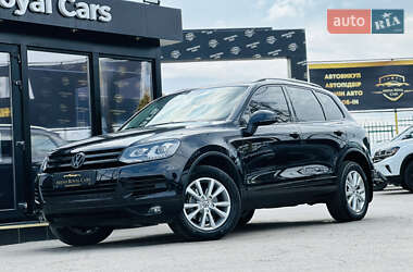 Позашляховик / Кросовер Volkswagen Touareg 2014 в Харкові