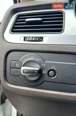Позашляховик / Кросовер Volkswagen Touareg 2014 в 