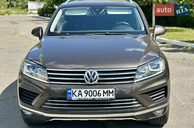Внедорожник / Кроссовер Volkswagen Touareg 2016 в 