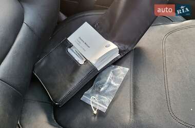 Внедорожник / Кроссовер Volkswagen Touareg 2011 в 
