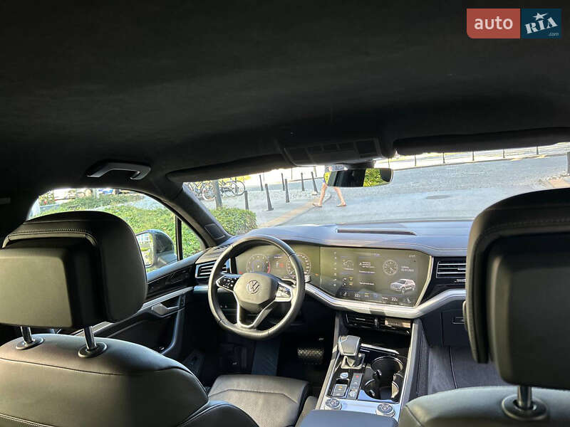 Позашляховик / Кросовер Volkswagen Touareg 2020 в Києві фото 9 Позашляховик / Кросовер Volkswagen Touareg 2020 в Києві
