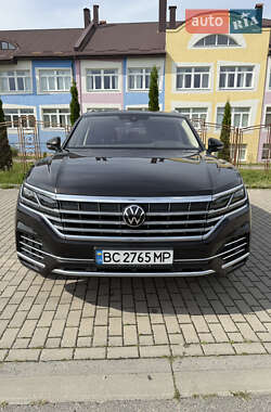 Внедорожник / Кроссовер Volkswagen Touareg 2021 в Львове