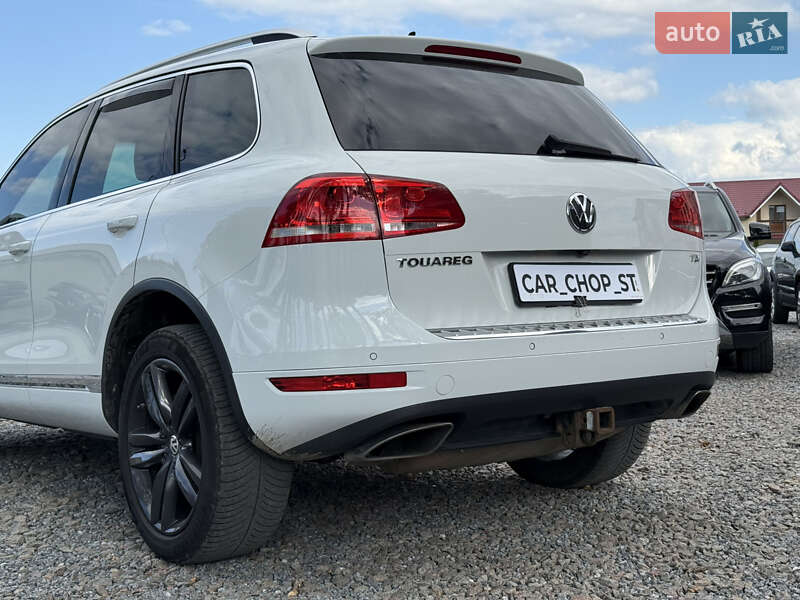 Позашляховик / Кросовер Volkswagen Touareg 2012 в Стрию