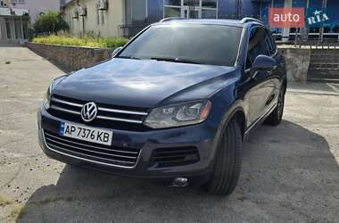 Позашляховик / Кросовер Volkswagen Touareg 2012 в Запоріжжі