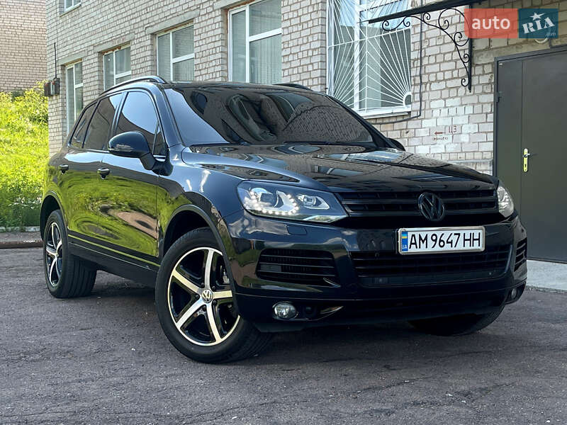 Позашляховик / Кросовер Volkswagen Touareg 2012 в Бердичеві