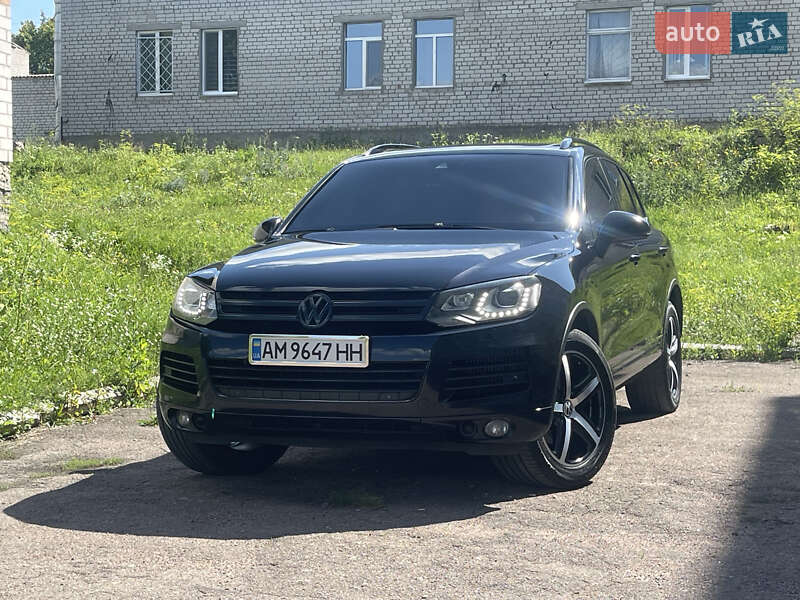 Позашляховик / Кросовер Volkswagen Touareg 2012 в Бердичеві