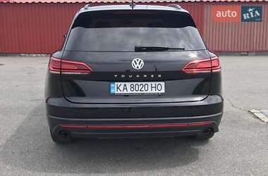 Внедорожник / Кроссовер Volkswagen Touareg 2019 в Киеве