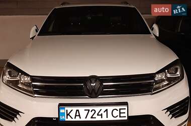 Внедорожник / Кроссовер Volkswagen Touareg 2015 в Житомире