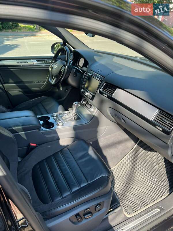 Внедорожник / Кроссовер Volkswagen Touareg 2016 в Виннице фото 12 Внедорожник / Кроссовер Volkswagen Touareg 2016 в Виннице