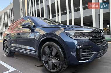 Внедорожник / Кроссовер Volkswagen Touareg 2024 в Киеве