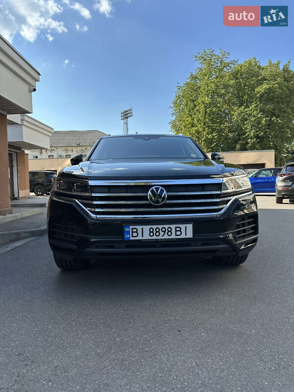 Внедорожник / Кроссовер Volkswagen Touareg 2023 в Полтаве