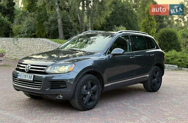 Внедорожник / Кроссовер Volkswagen Touareg 2011 в Тернополе