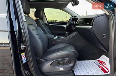 Внедорожник / Кроссовер Volkswagen Touareg 2022 в 