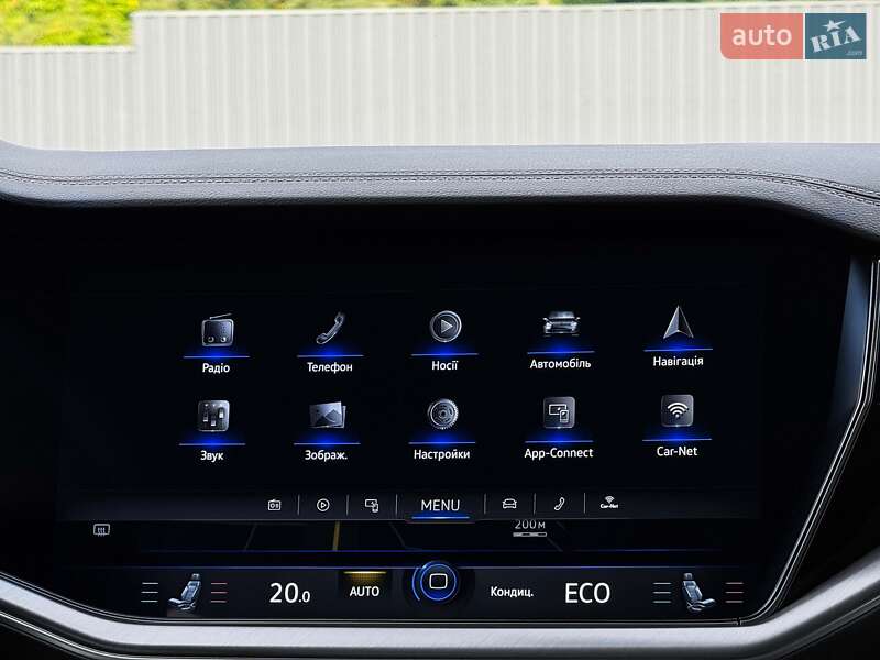 Позашляховик / Кросовер Volkswagen Touareg 2022 в Луцьку