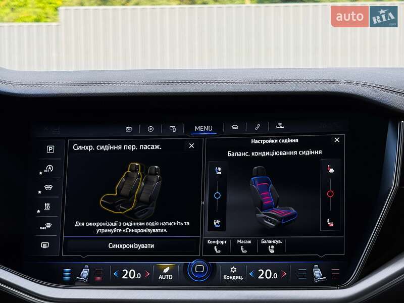 Позашляховик / Кросовер Volkswagen Touareg 2022 в Луцьку