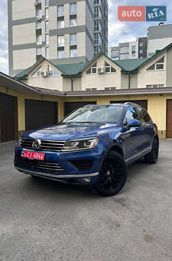 Внедорожник / Кроссовер Volkswagen Touareg 2016 в Тернополе