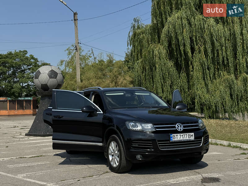 Позашляховик / Кросовер Volkswagen Touareg 2012 в Олександрії фото 11 Позашляховик / Кросовер Volkswagen Touareg 2012 в Олександрії