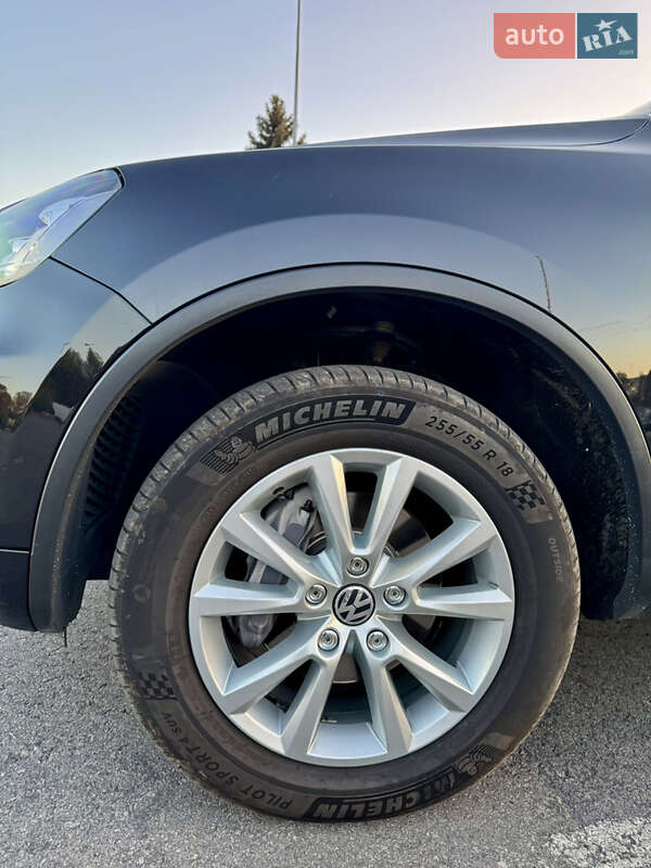 Внедорожник / Кроссовер Volkswagen Touareg 2014 в Запорожье фото 7 Внедорожник / Кроссовер Volkswagen Touareg 2014 в Запорожье