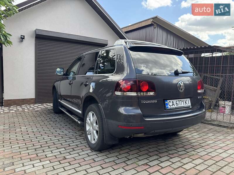 Позашляховик / Кросовер Volkswagen Touareg 2009 в Ватутіному