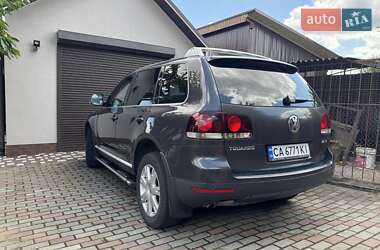 Внедорожник / Кроссовер Volkswagen Touareg 2009 в 