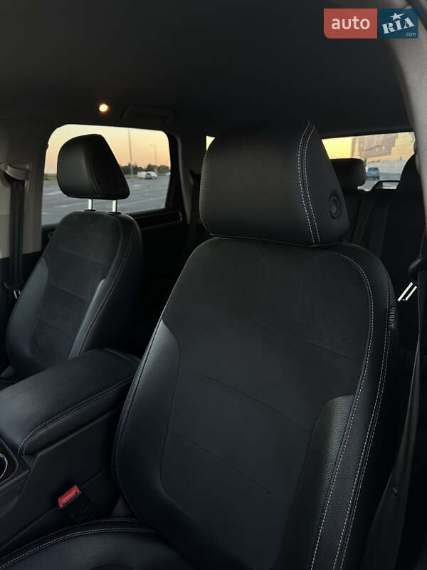 Внедорожник / Кроссовер Volkswagen Touareg 2012 в Львове фото 18 Внедорожник / Кроссовер Volkswagen Touareg 2012 в Львове