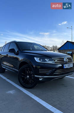 Позашляховик / Кросовер Volkswagen Touareg 2015 в Броварах