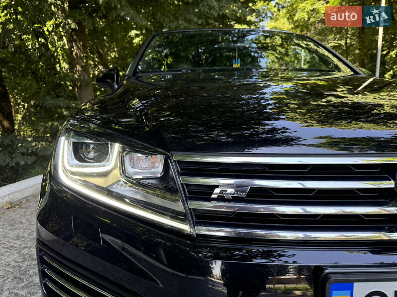 Внедорожник / Кроссовер Volkswagen Touareg 2015 в Черновцах фото 13 Внедорожник / Кроссовер Volkswagen Touareg 2015 в Черновцах