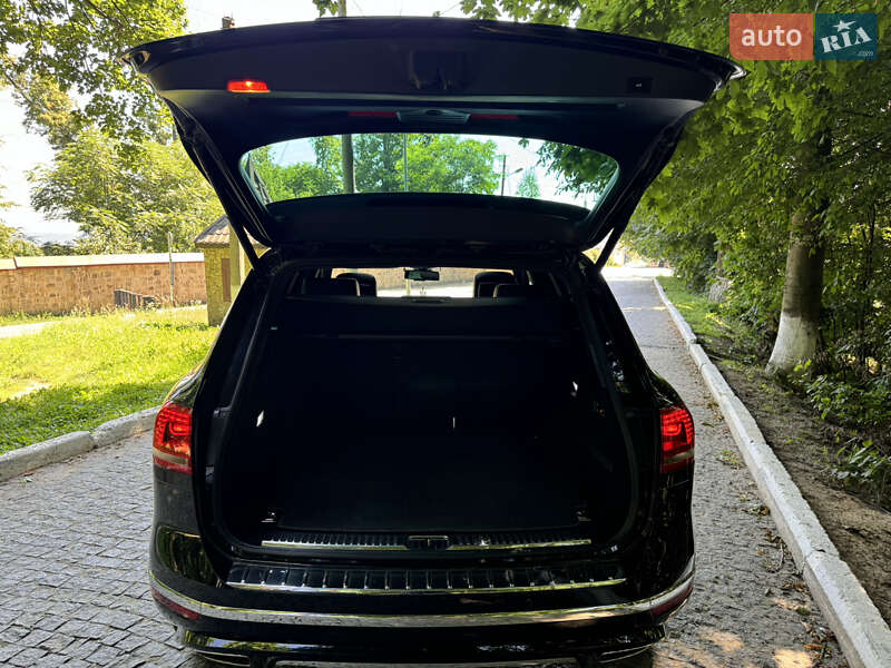 Внедорожник / Кроссовер Volkswagen Touareg 2015 в Черновцах фото 19 Внедорожник / Кроссовер Volkswagen Touareg 2015 в Черновцах