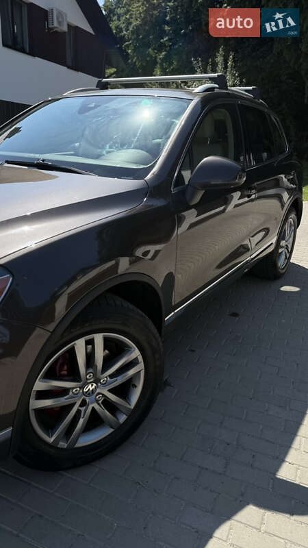 Позашляховик / Кросовер Volkswagen Touareg 2015 в Львові фото 4 Позашляховик / Кросовер Volkswagen Touareg 2015 в Львові