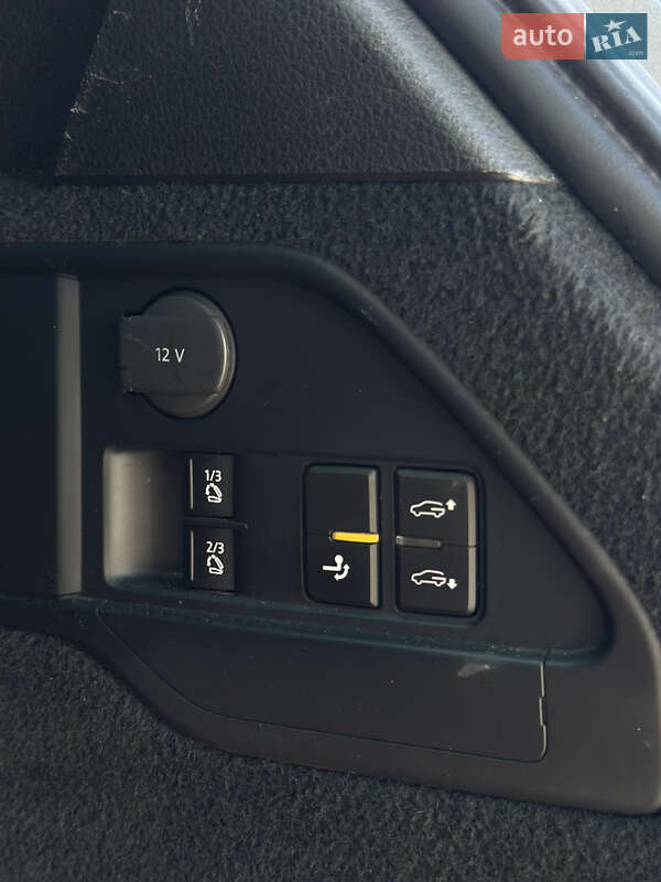 Позашляховик / Кросовер Volkswagen Touareg 2013 в Львові фото 23 Позашляховик / Кросовер Volkswagen Touareg 2013 в Львові