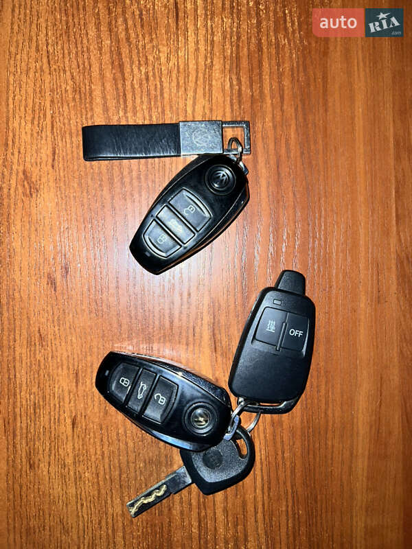 Внедорожник / Кроссовер Volkswagen Touareg 2014 в Харькове фото 24 Внедорожник / Кроссовер Volkswagen Touareg 2014 в Харькове