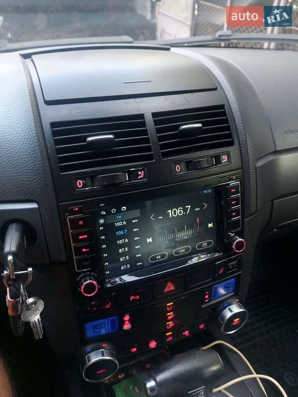 Внедорожник / Кроссовер Volkswagen Touareg 2004 в Лубнах фото 6 Внедорожник / Кроссовер Volkswagen Touareg 2004 в Лубнах