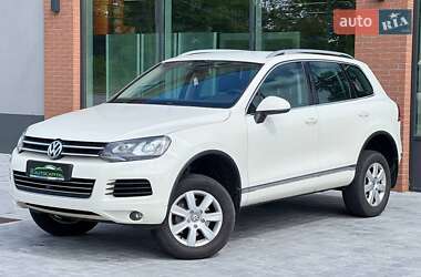 Внедорожник / Кроссовер Volkswagen Touareg 2010 в Киеве
